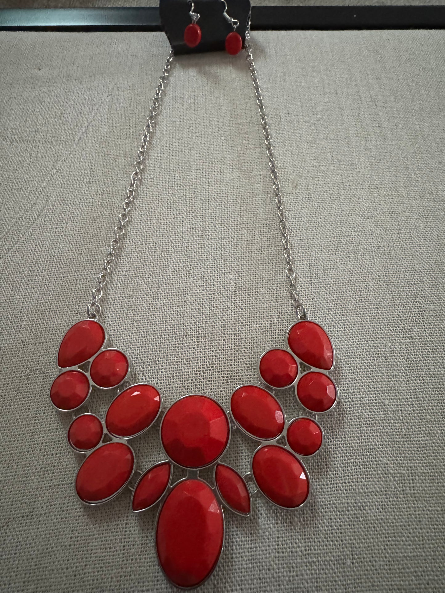 Blood Red Elegant Necklace & Earrings- Woman